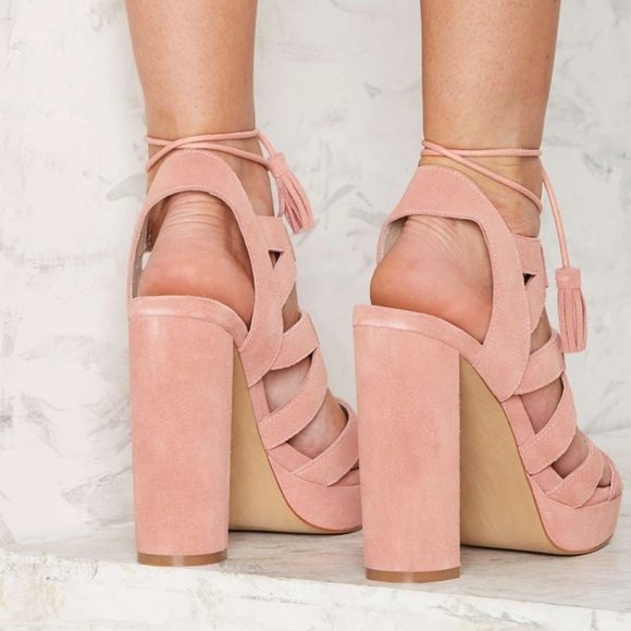 NIB Blush Pink Chunky Heel Platform Ghillie Sandal - Picture 5 of 5